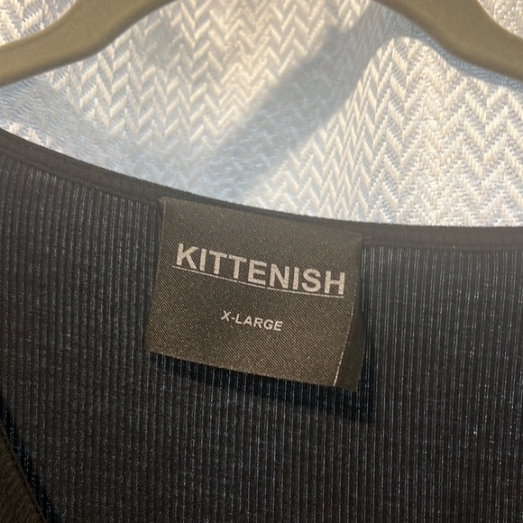 Kittenish Draw String Top - Picture 2 of 3